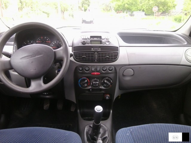 Fiat Punto 1.9 Jtd Klima  2001