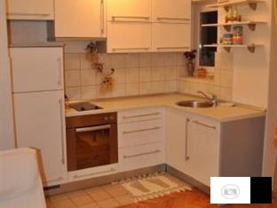 Izdavam Namesten Stan