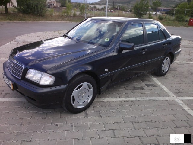 Mercedes C220 Cdi 2000g. Odlicen