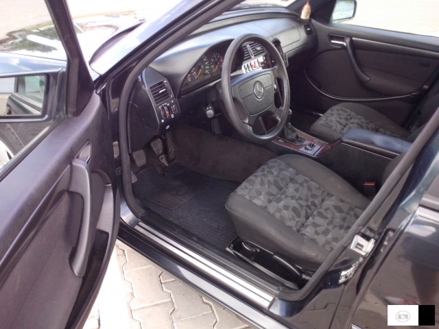Mercedes C220 Cdi 2000g. Odlicen