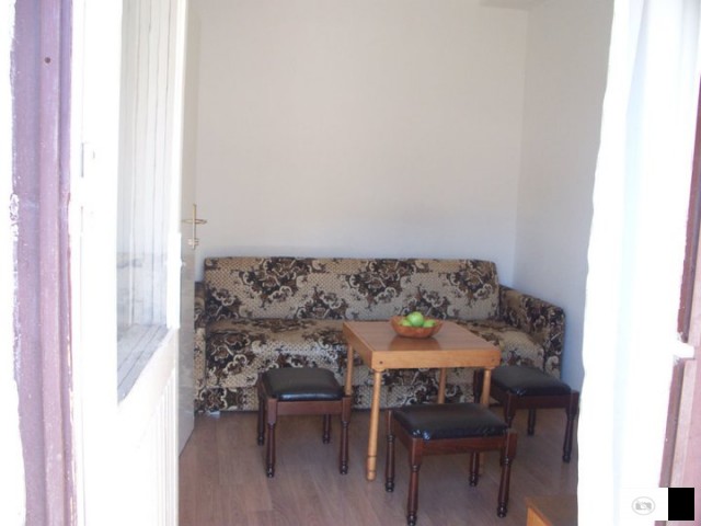 Издавам стан во Охрид