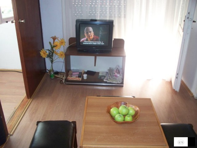 Издавам стан во Охрид