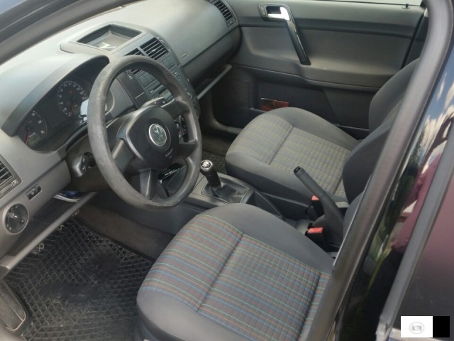 Prodavam Vw Polo 1.2 Trendline Klima