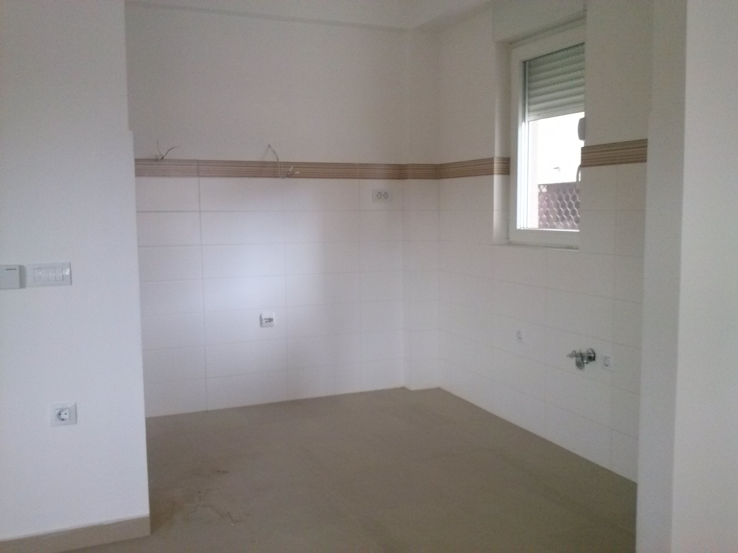 Се продава нов стан од 78m2 во Порта козле.