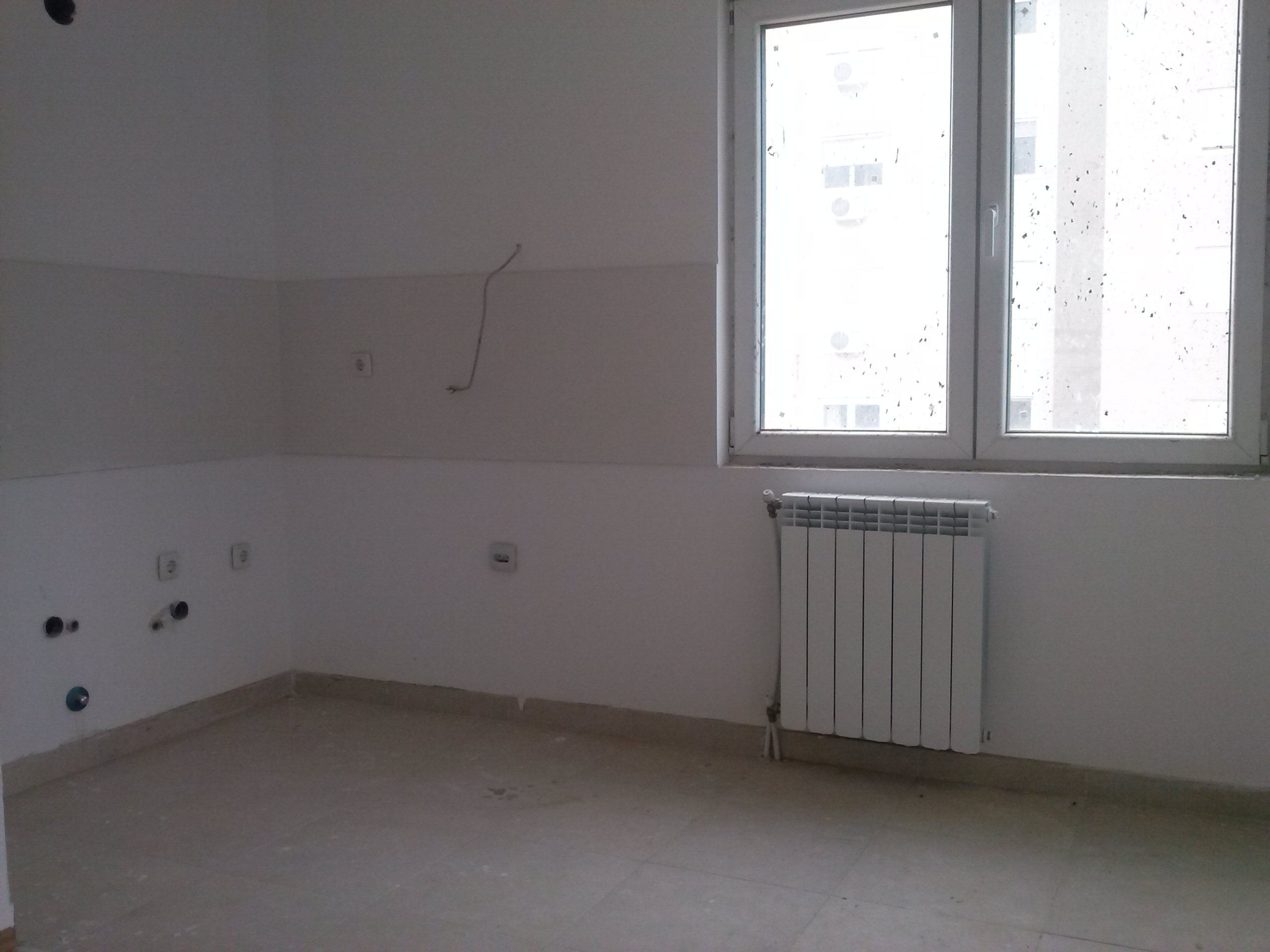 Се продава нов стан од 75m2+3m2 тераса во Порта Ко