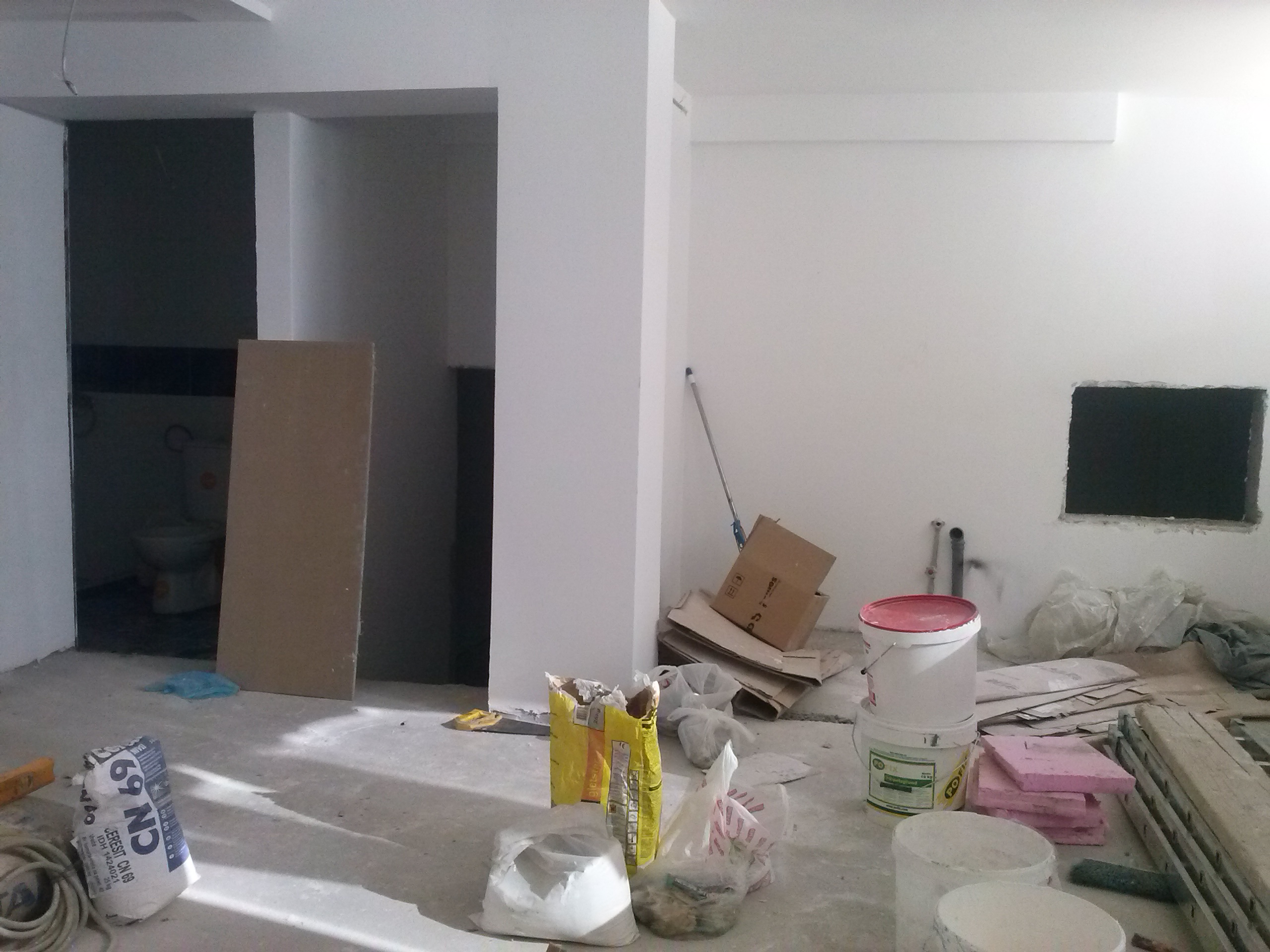 Се продава нов стан од 52m2 во сутерен-пренаменет 