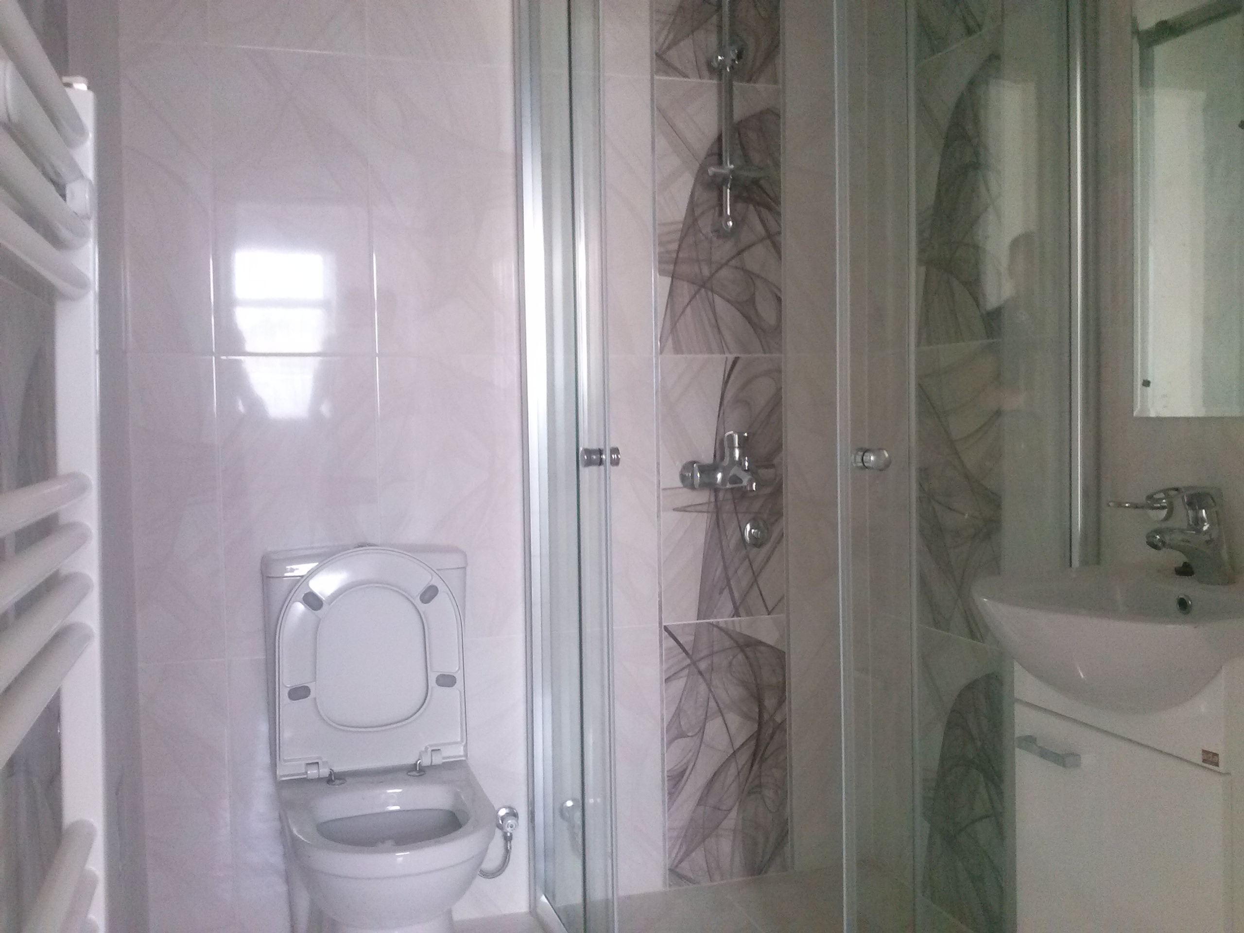 Се продава нов стан од 79m2 во населба Каропш 3"Ле