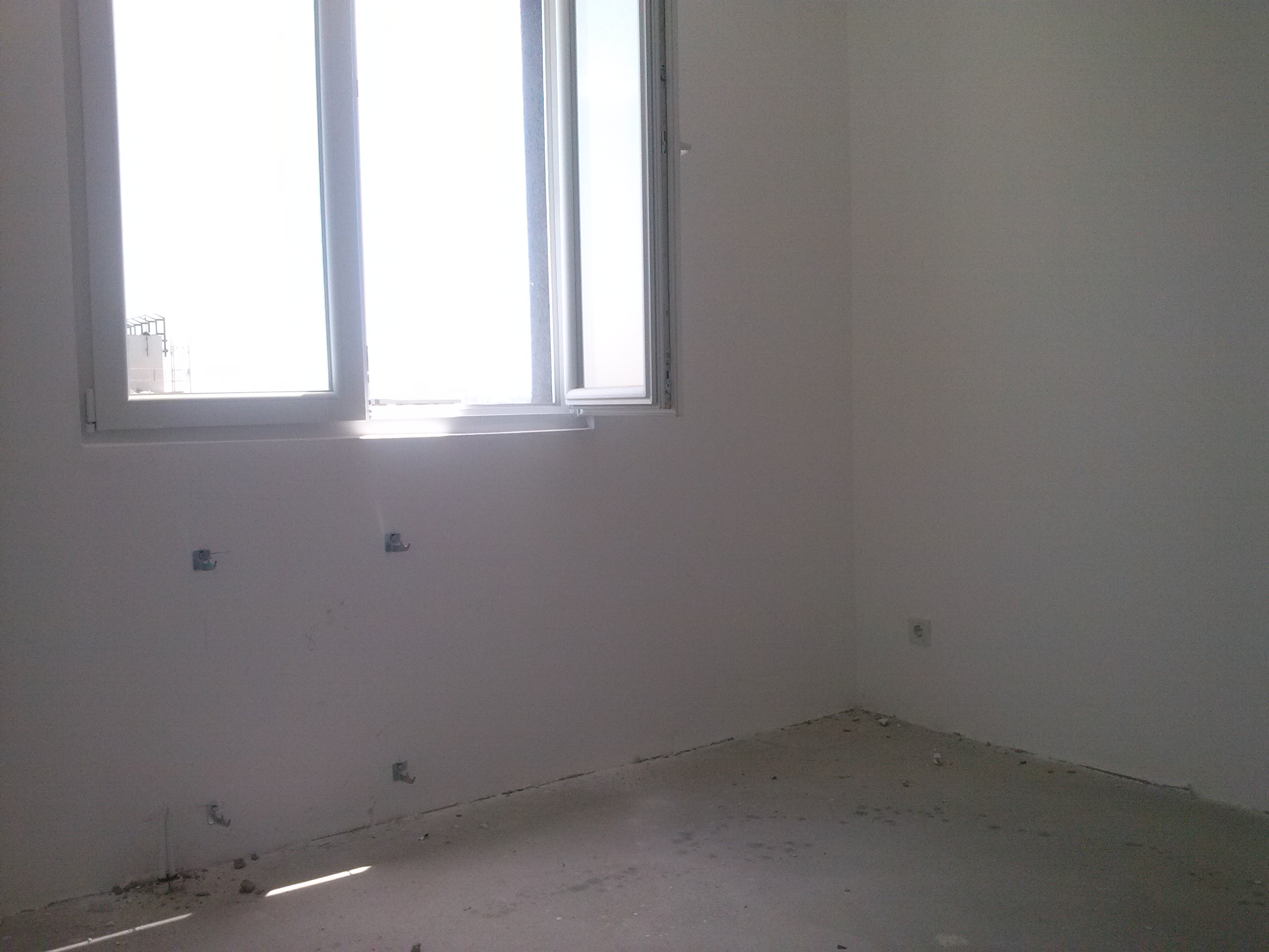 Се продава нов стан од 79m2 во населба Каропш 3"Ле