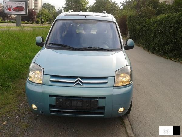 Prodavam Citroen Berlingo 2.0 Hdi Multispace
