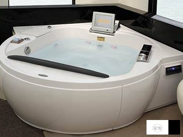 НОВО НЕ ОТПАКОВАНО ЏАКУЗИ