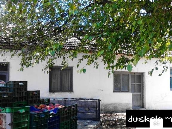 Prodavam I Menuvam Za Stan Kuka I Plac-070376604