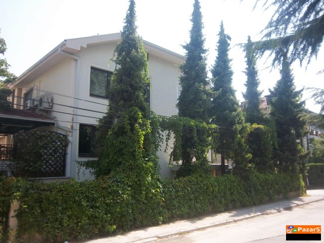 Aktraktivna Ponuda Kuka Vo Crnice