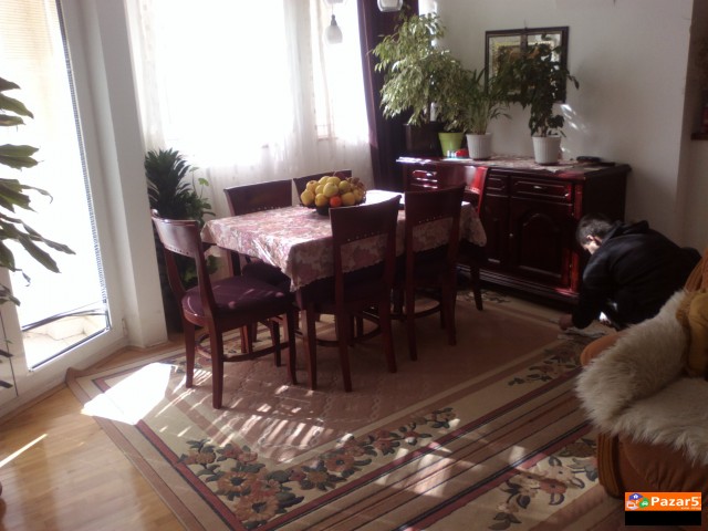 Prodavam Stan 90m2 Vo Centar Na Ohrid Bez Zameni