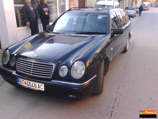 Mercedes E 300 Td-odlicen