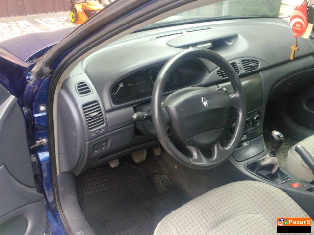 Рено Лагуна