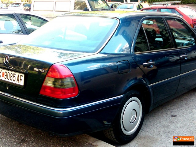 Mercedes C220d Elegance Full Oprema Registriran