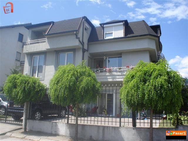 Semejna Kuka Kompletno Namestena Vo Bitola