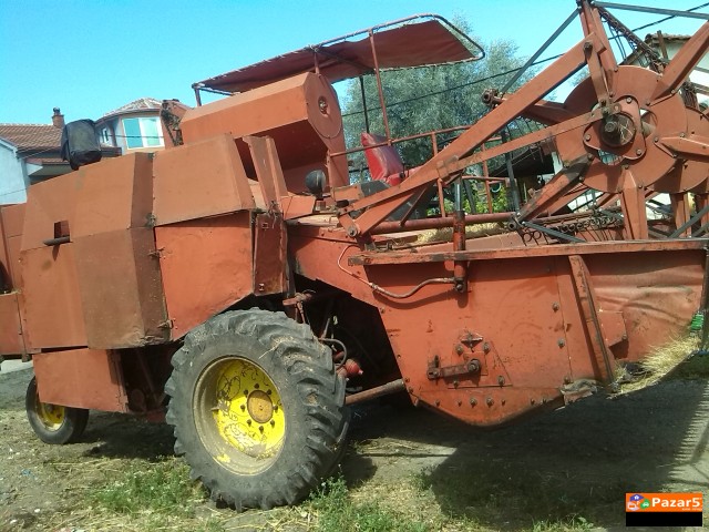 Kombajn Zmaj 135