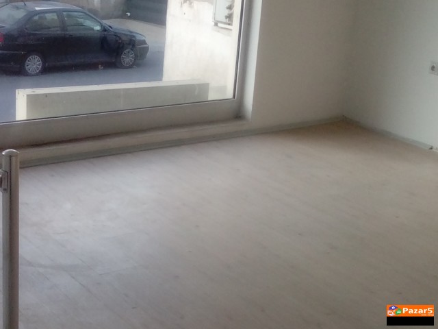 Se Prodava Dukjan Vo Centar 