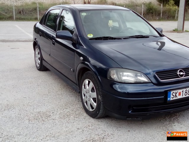 Opel Astra 