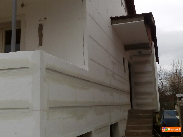 Moleraj I Gips Karton Abrixt Fasadi