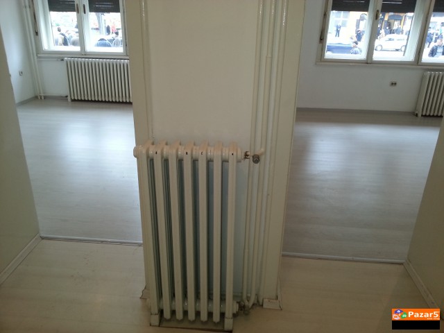 Deloven Prostor Vo Strog Centar