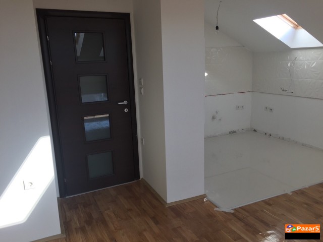 НОВИ ЛУКСУЗНИ СТАНОВИ 