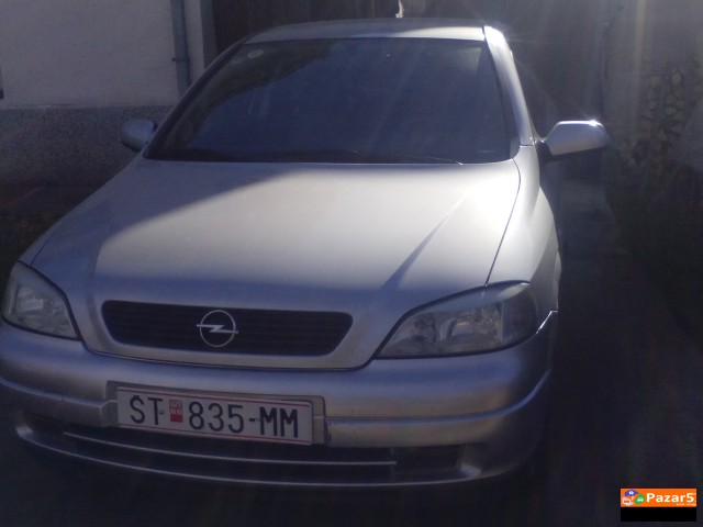 Opel Astra 2000 God.