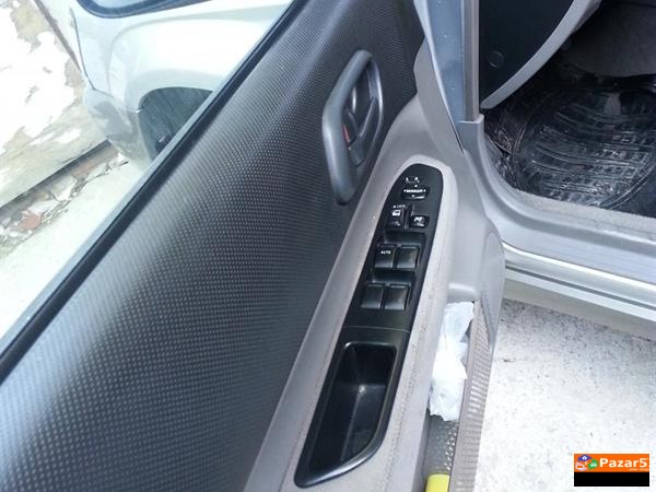 Subaru Forester 2003 Odlicno Socuvan