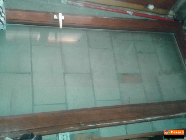 Se Prodava Vrata Slovenska 