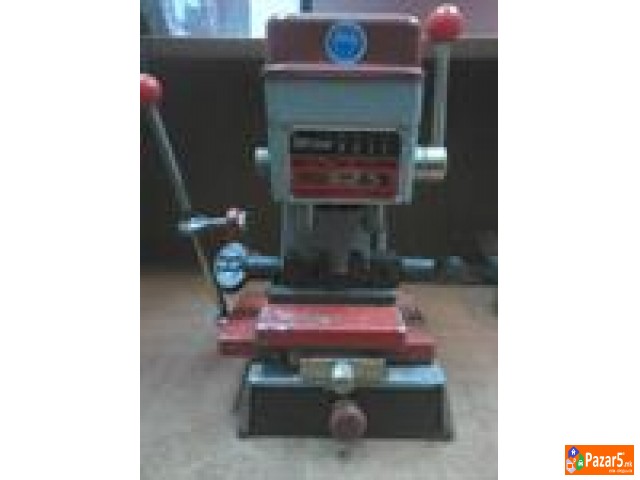 Машини за изработка на клучеви