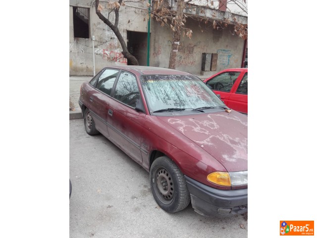 Prodavam Opel Astra