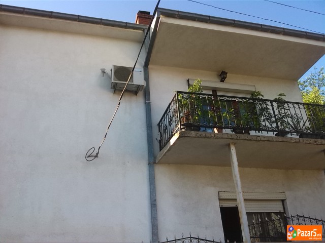 Se Prodava Kuka Vo Stip