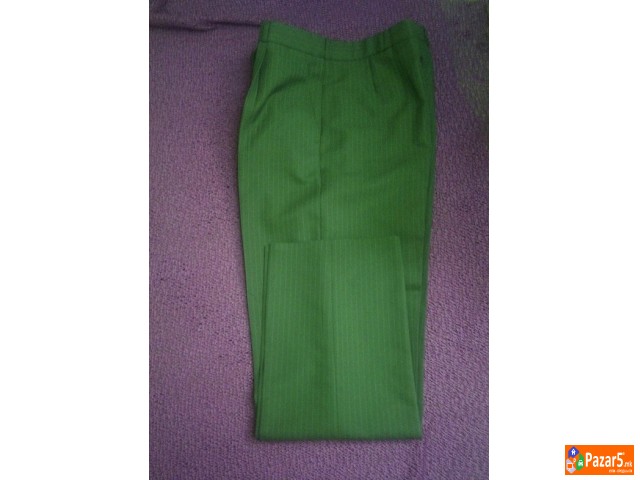 Костими,комплети одлично сочувани