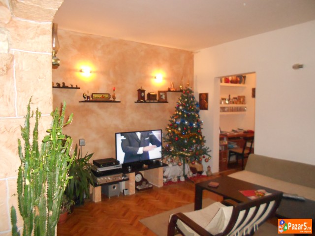 Реновиран стан