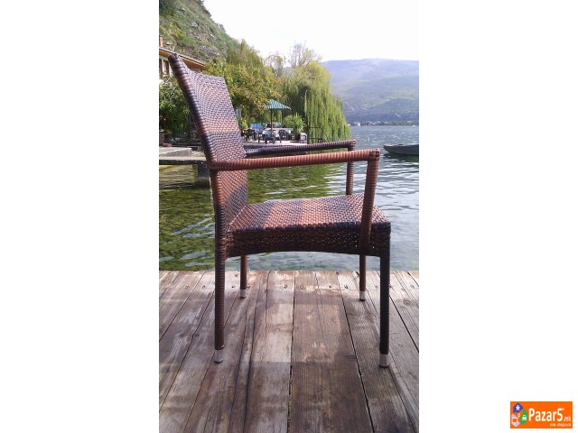 10 КОМПЛЕТИ СТОЛОВИ И МАСИ