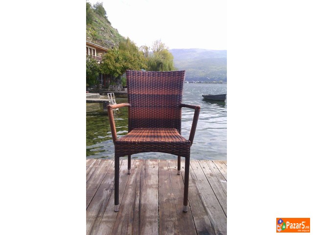 10 КОМПЛЕТИ СТОЛОВИ И МАСИ