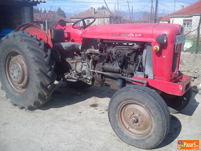 продавам трактор Imt 558