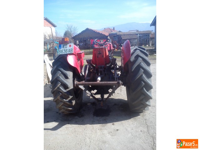 продавам трактор Imt 558