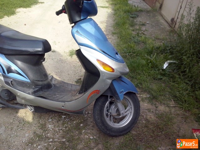 ОДЛИЧНО СОЧУВАНА ВЕСПА