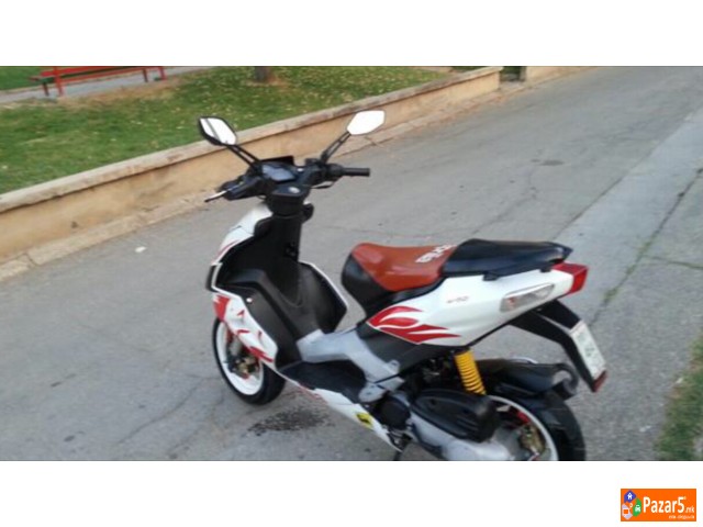 Aprilia Sr 50 2009 God