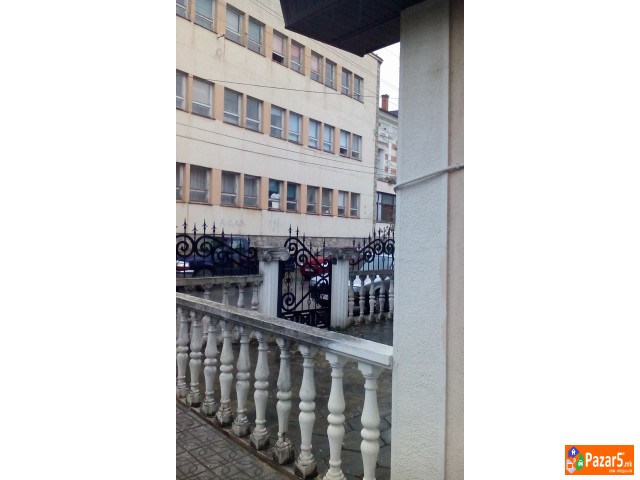 Se Izdava Deloven Prostor