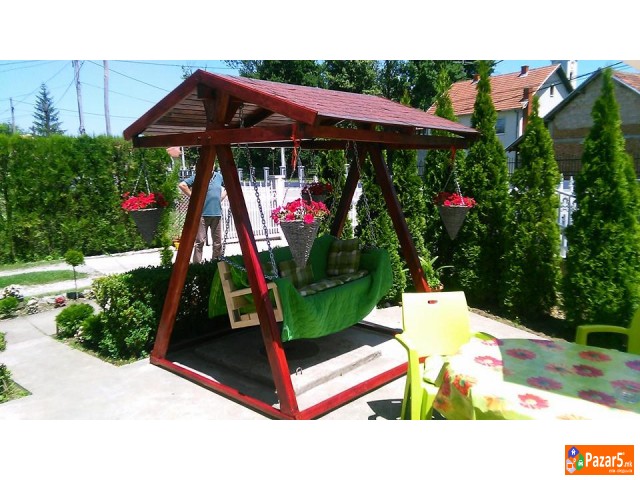 Изработка на брвнари, викенд куќи.