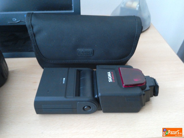 Nikon D5100 Mnogu Malku Koristen