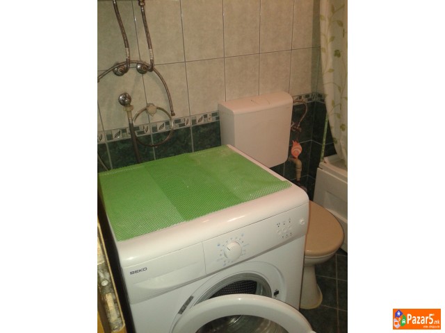 Се продава стан во Мичурин