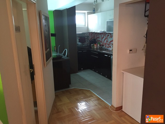 Се продава стан 76м2 во Црниче