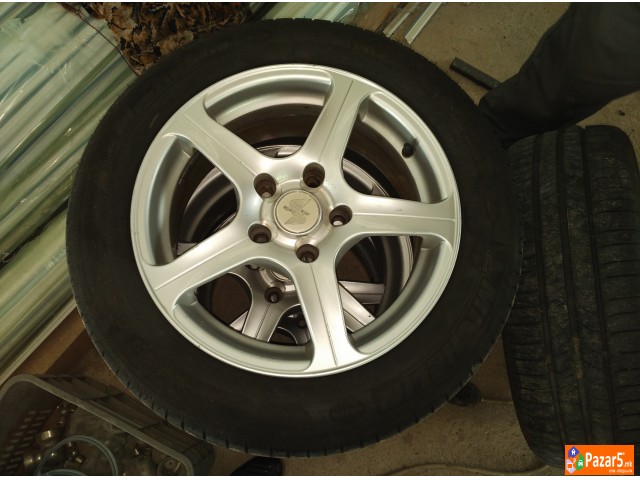 Prodavam Bandazi Za Bmw Serija 3 E90 16 Ki So Novi