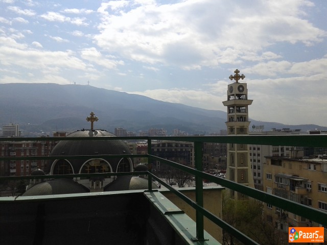 Издавам стан во Центар