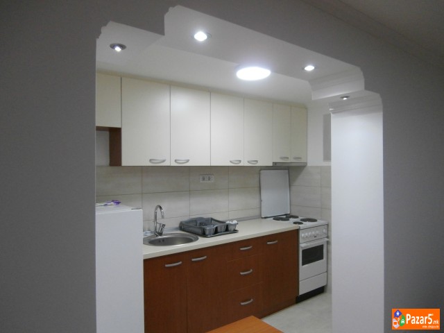 * Издавам гарсоњера во КОЗЛЕ *