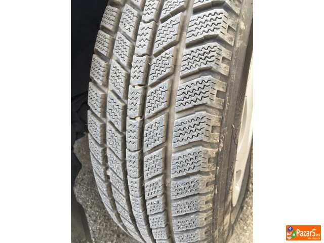 ПРОДАВАМ МЕРЦЕДЕС Ц КЛАСА 220 ЦДИ